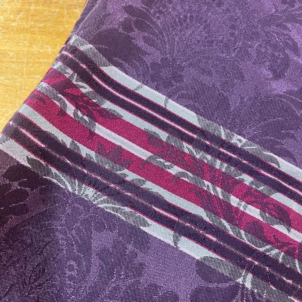 Vtg Martha Stewart Purple Damask Striped Tablecloth 50x68 Rectangular 2005